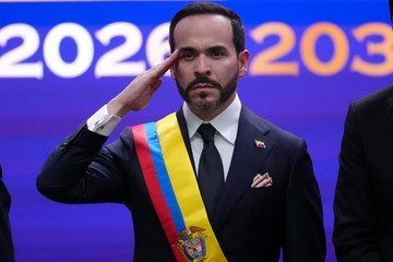 De la Espriella asumió la presidencia de Colombia y prometió una ofensiva total contra el narcoterrorismo