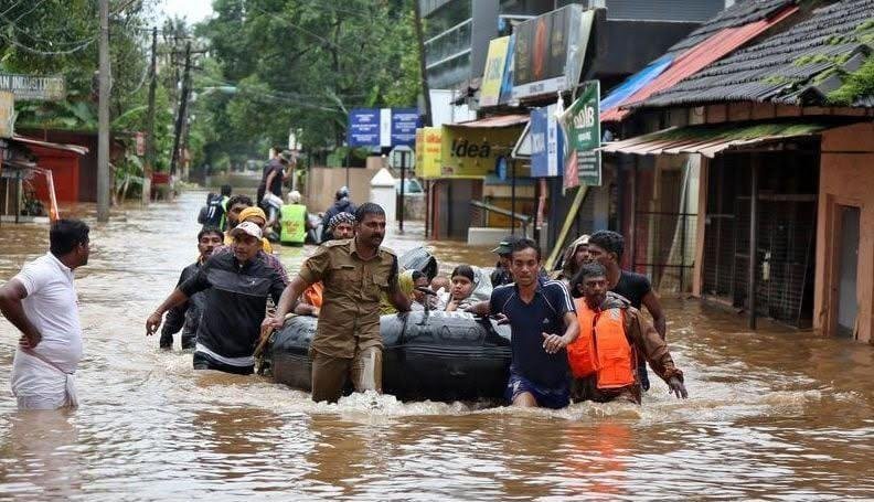 Más de cien muertos en India por el monzón e inundaciones